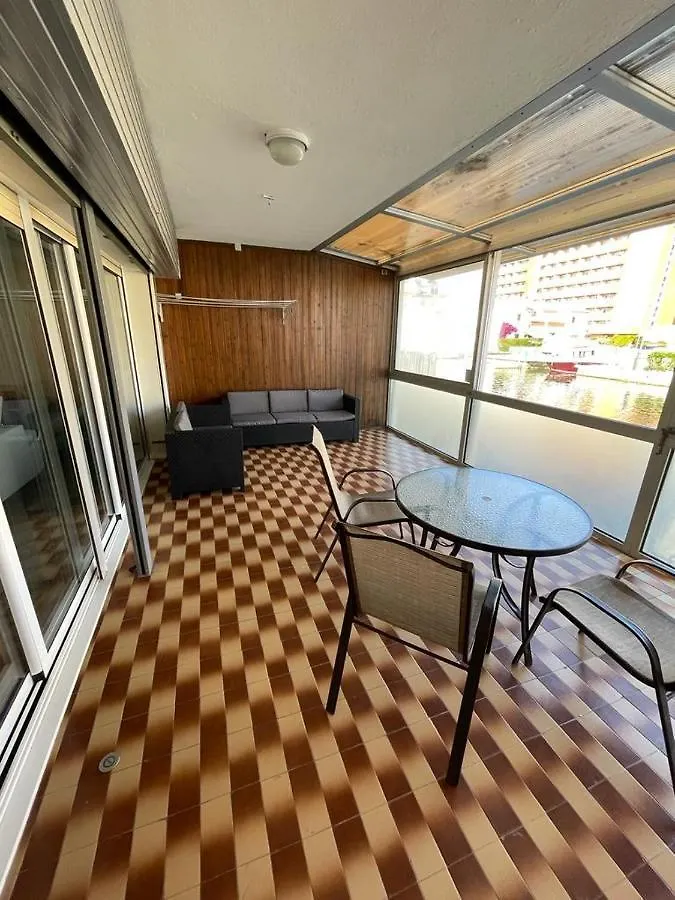 روساس Apartments Limit Rent Costabrava 0*,  إسبانيا