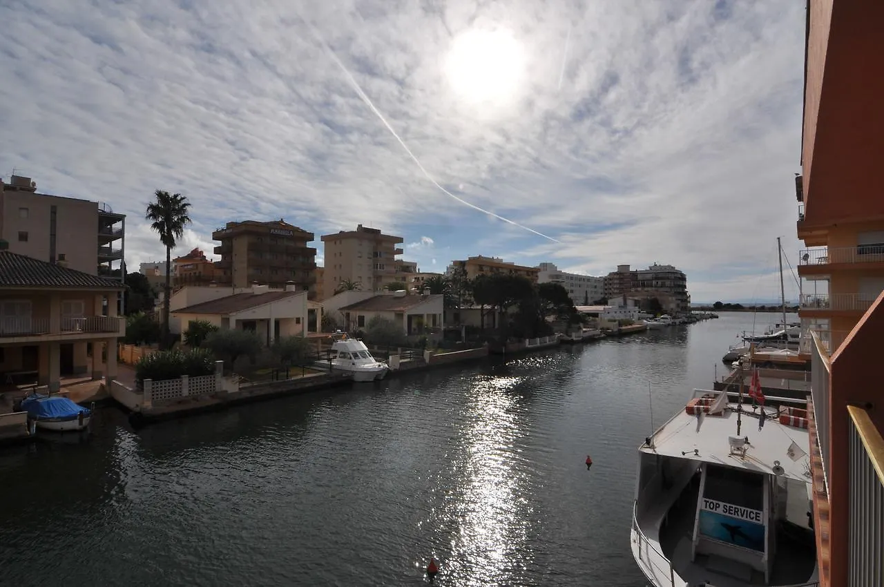 روساس Apartments Limit Rent Costabrava