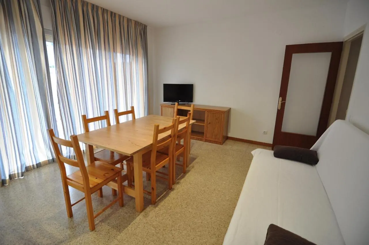 روساس Apartments Limit Rent Costabrava 0*,